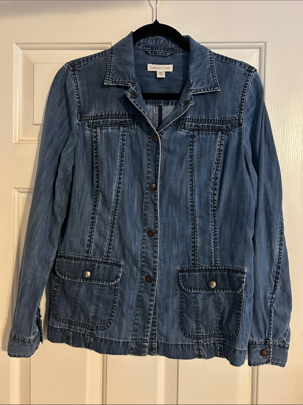 Coldwater Creek Denim Shirt/Jacket Front Flap Pockets. Button Snaps. 8